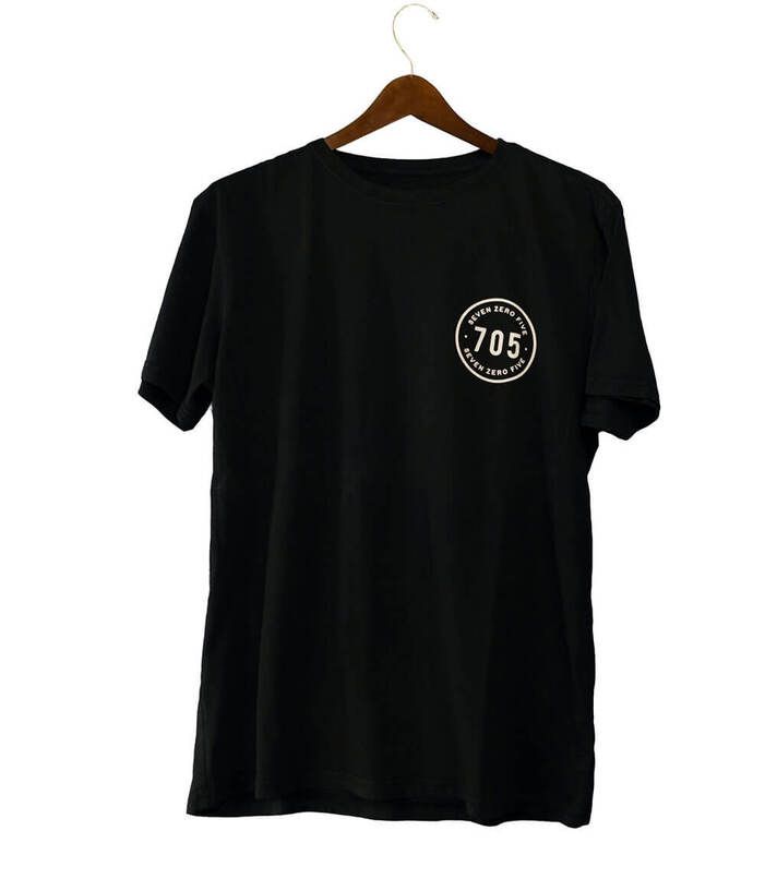 T-shirt small logo